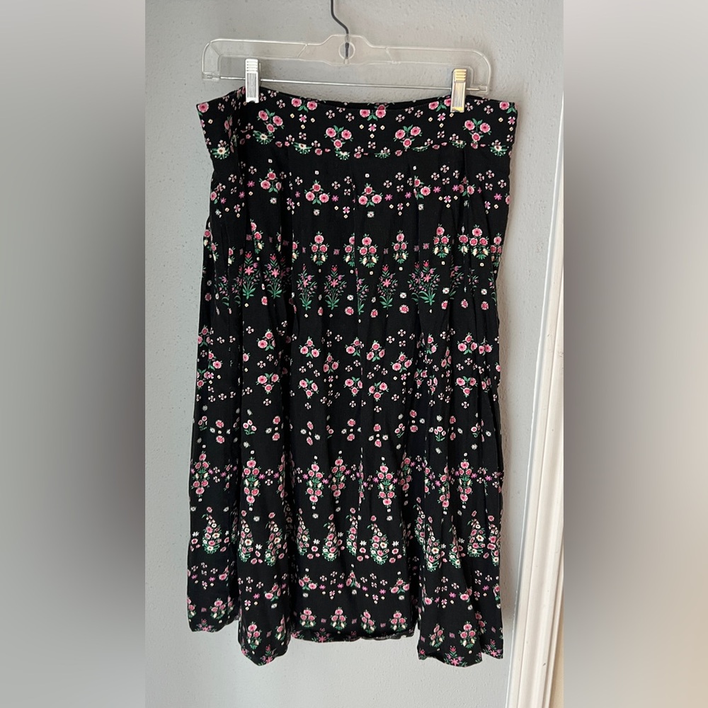 Anne Taylor Women’s Floral Midi Skirt